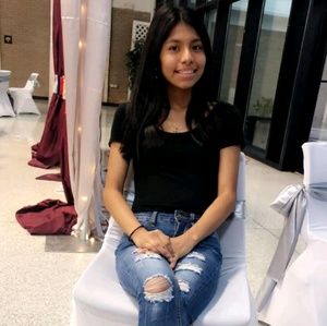 Meet your Posher, Cecilia